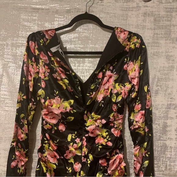 LIKELY Black satin floral print flowers Gabriella Dress size 0 REVOLVE NEW - Picture 6 of 13
